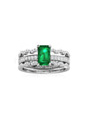 Anillo Trilogía Estelar con Esmeralda en Plata 925 y Baño de Oro Blanco de 18 kt.