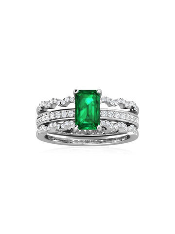 Anillo Trilogía Estelar con Esmeralda en Plata 925 y Baño de Oro Blanco de 18 kt.