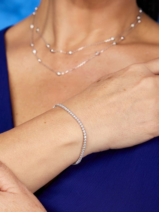 Brazalete Tennis 2mm con Diamante Moissanite en Plata 925 y Baño de Oro Blanco de 18 kt.