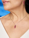 Collar Corazones con Rubi en Plata 925 y Baño de Oro Blanco de 18 kt.