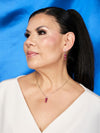 Collar Corazones con Rubi en Plata 925 y Baño de Oro Blanco de 18 kt.