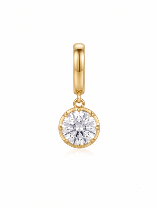 Charm Abril Moissanite en Plata 925 y Oro de 18 kt