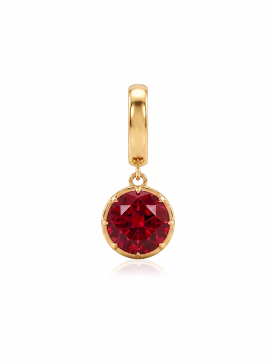 Charm Julio Rubí en Plata 925 y Oro de 18 kt